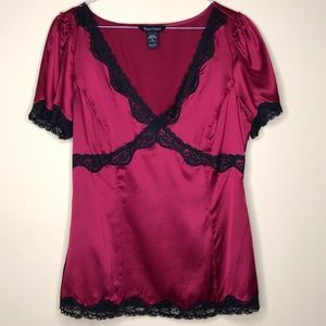 WHBM Beautiful Silk and Lace Stretch Top Size 10